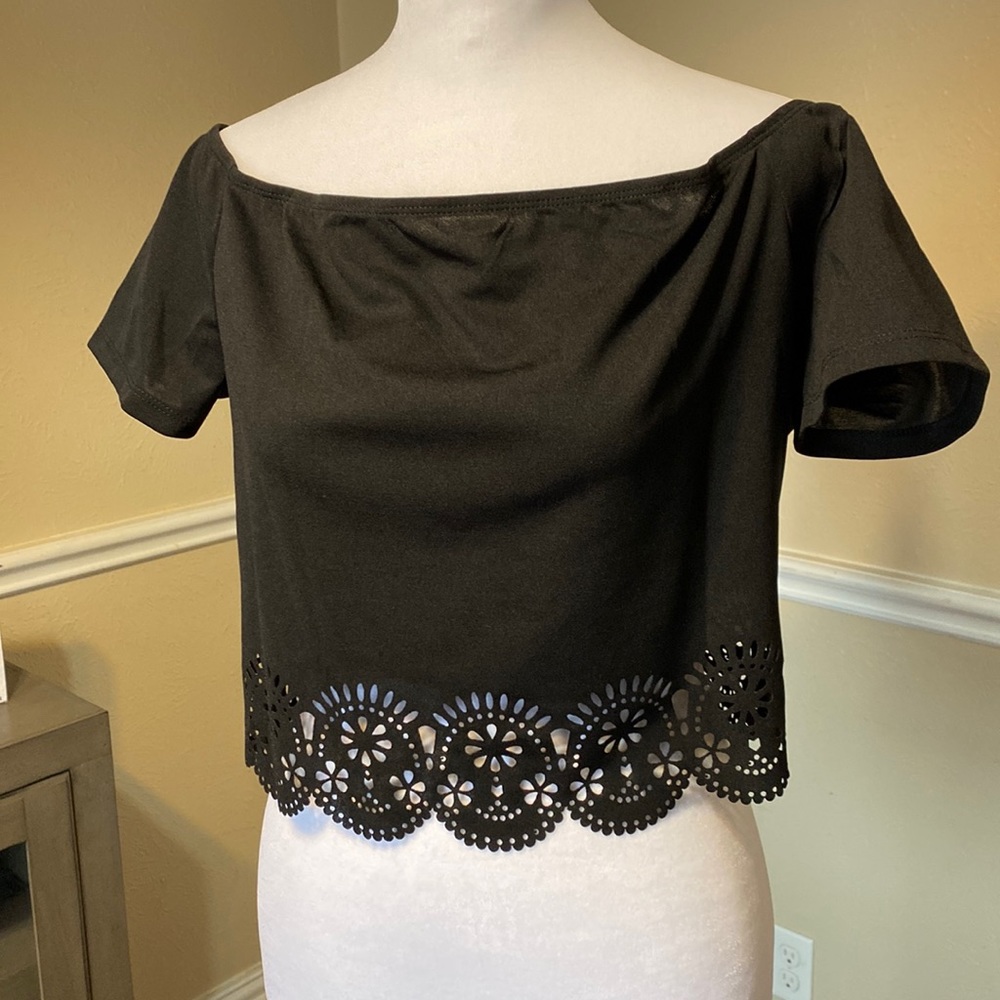Shein Off The Shoulder Black Crop Top with Scallop Edge